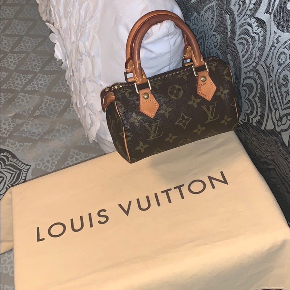 Authentic Louis Vuitton Monogram  Mini Hand Bag